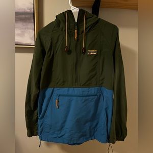 L.L. Bean Women's Mountain Classic Anorak